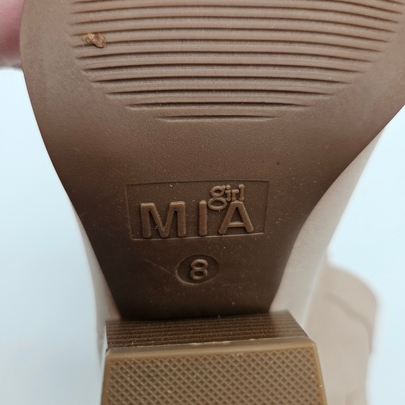 MIA Girl Banjo Taupe Suede Pointed Toe Ankle Boots Block Heel Size 8 - Picture 5 of 8